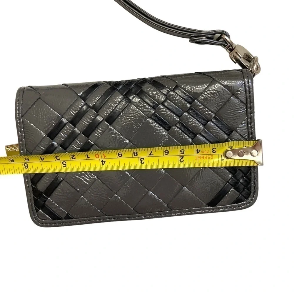 Hobo gray black patent woven leather wristlet wallet